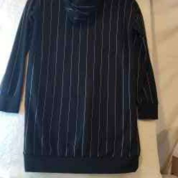 NWOT H&M Divided Hooded Dress Size 6 - Picture 4 of 5